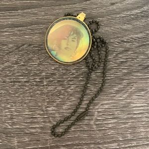 Vintage Selena Holographic pendant